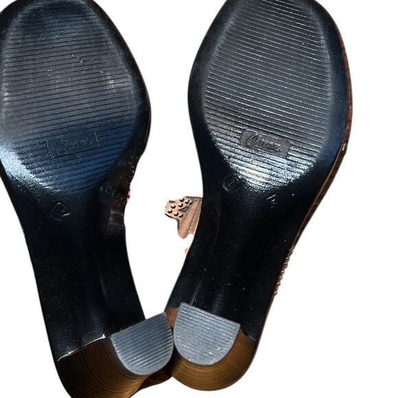 Onex Women's Tan Slide Studded Sandals Size 6 - Picture 5 of 5